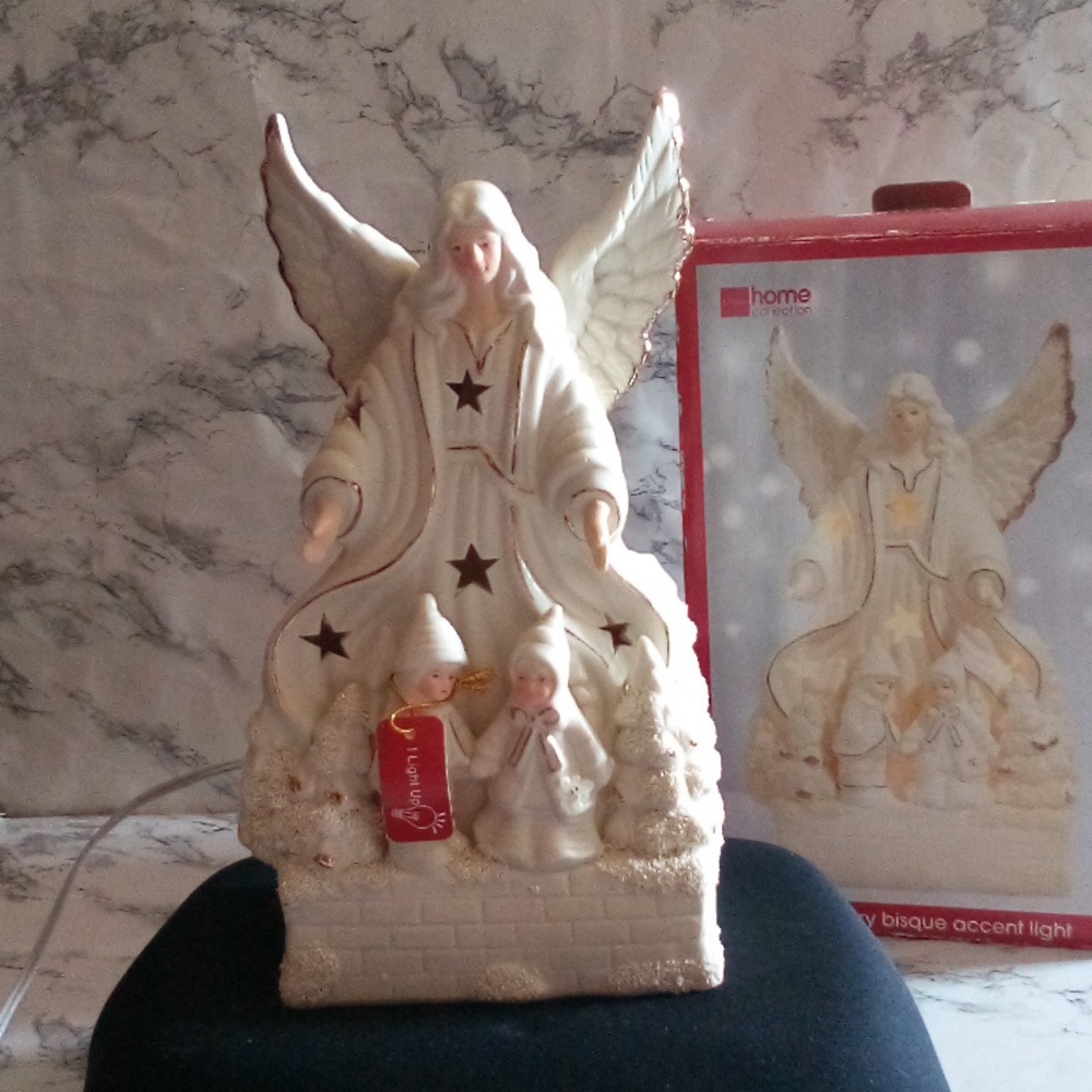 Vintage 1990 Home Collection Angel Ivory Bisque Accent Light, Never Used